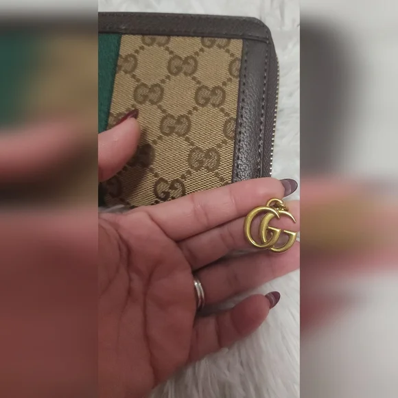 Beige and Brown zip Wallet with Red and Green Stripe - Picture 5 of 8